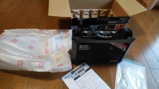 RolandのMOBILE CUBEと純正アダプター売ります！！