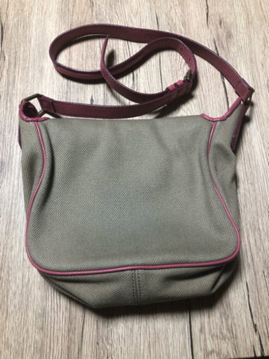 バーバリー ショルダーバッグ ☆ほぼ未使用☆