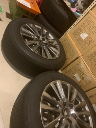 現ハリアー 新車装着タイヤ