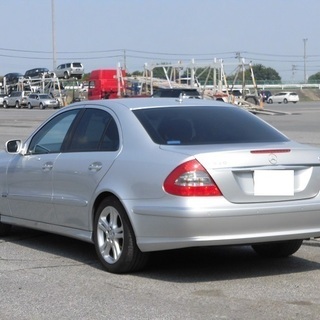 H19　E320CDIアバンギャルド　DT　車検2年3月　本革シート　サンルーフ　ETC　13928の画像