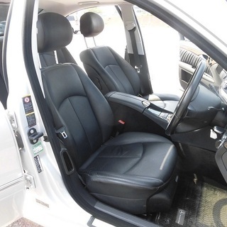 H19　E320CDIアバンギャルド　DT　車検2年3月　本革シート　サンルーフ　ETC　13928の画像