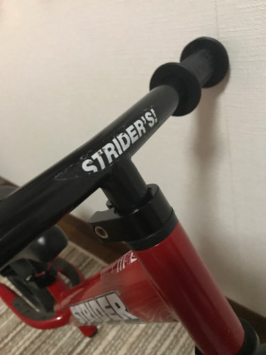 ストライダー 12インチ 赤色