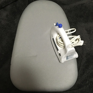 アイロン&アイロン台セットの画像