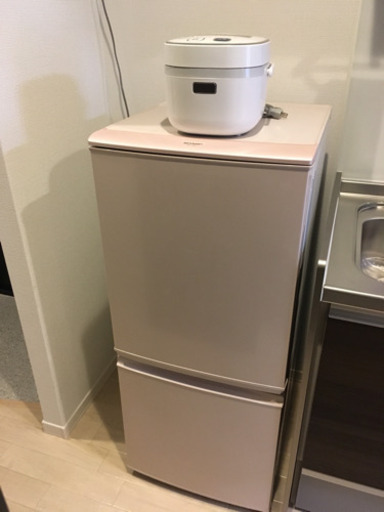 SHARP シャープ 冷蔵庫(137L) 2010年製