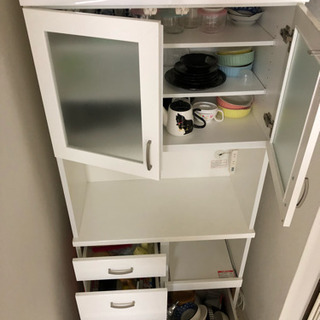 キッチン用品の家具の画像