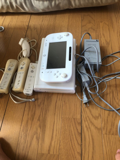 WiiU マリオメーカーダウンロードで入ってます
