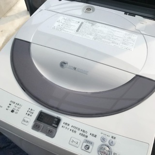 取引中2014年製シャープ全自動洗濯機容量5.5キロ千葉県内配送無料。設置無料。