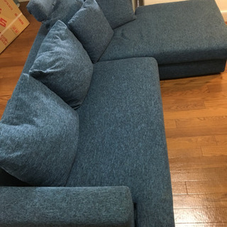 ロウヤ 3人掛けソファー ネイビー色 人気入荷待ち商品
