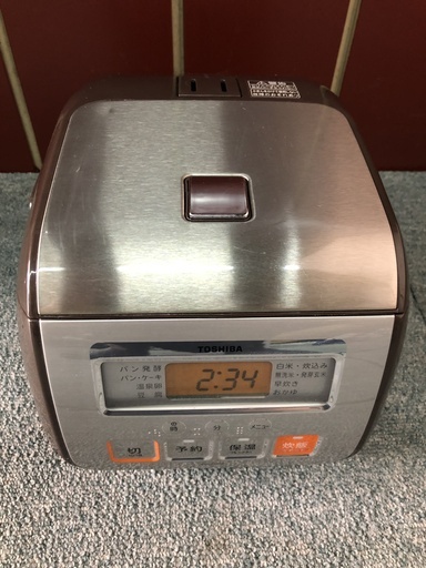 TOSHIBA　3合炊き　2012年製　炊飯器　お譲りします