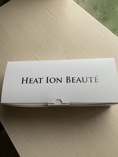コードレスヘアアイロン　HEAT ION BEAUTE