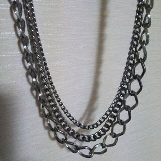 【新品】ミドルチェーンネックレス