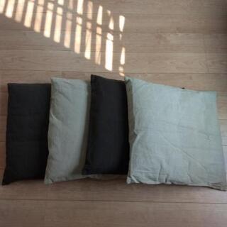 【取引中】無印　座布団　カバー付　4枚セット