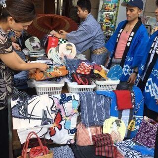 浴衣でお祭りの画像