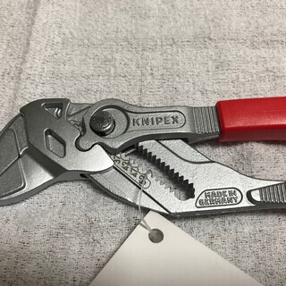 新品 KNIPEX ☆ クニペックス ☆ 8606-250 絶縁...