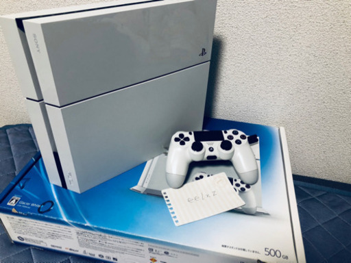 【お譲り先が決まりました】PS4 500GBホワイト 説明書箱付きおまけ有り