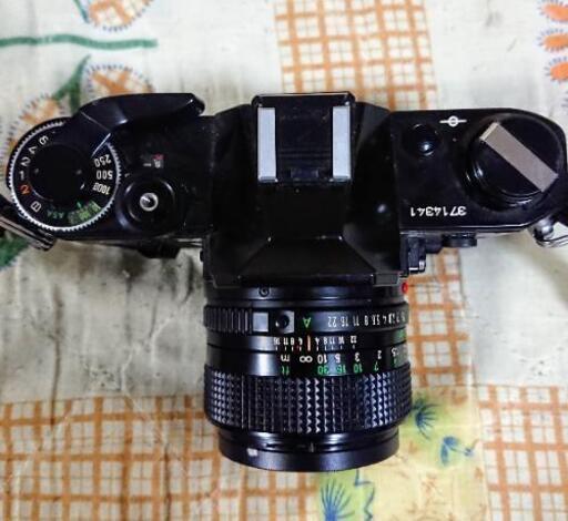 中古カメラ：Canon-AE-1 BLACK フラッシュ-ストロボ付き！