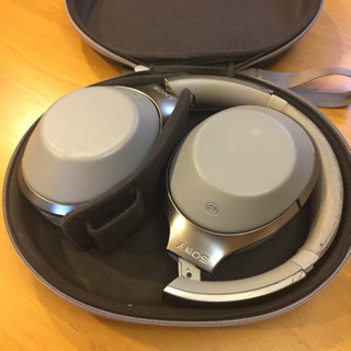 SONY MDR-1000X メッキ塗装剥がれ有り