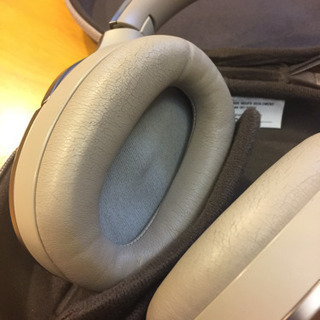 SONY MDR-1000X メッキ塗装剥がれ有りの画像