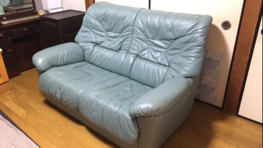 値下げ❗️座り心地抜群！ フェイクレザーソファー