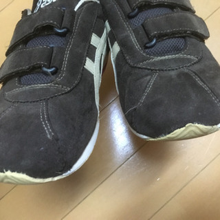 アシックス  キッズスニーカーの画像