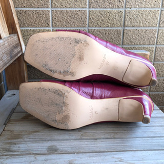 ZARA 本革ブーツサンダルの画像