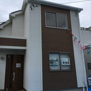 え！？仲介手数料が無料？沖縄市南桃原新築戸建て１号棟　４ＬＤＫ駐車場２台 - 沖縄市