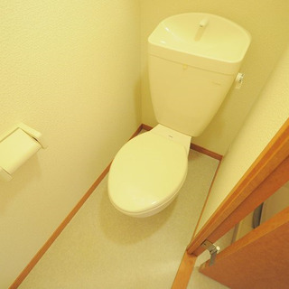 沖縄市比屋根★保証人不要★初期費用が家賃２か月込みで約１０万円！？　残り３部屋！ - 不動産