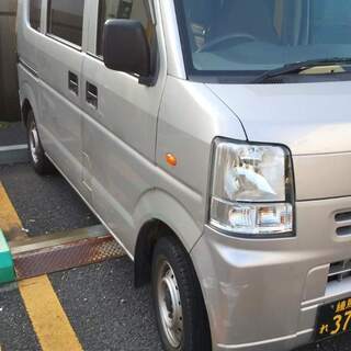 エブリィバン DA64V シルバーの画像