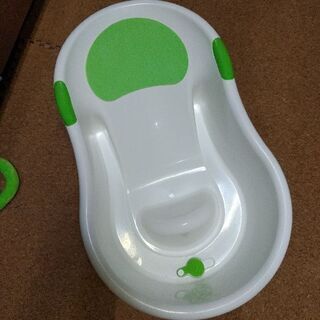 ベビーバス、授乳パッド