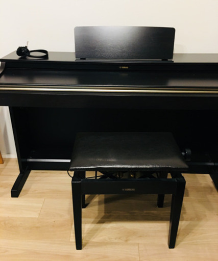 美品 YAMAHA電子ピアノ
