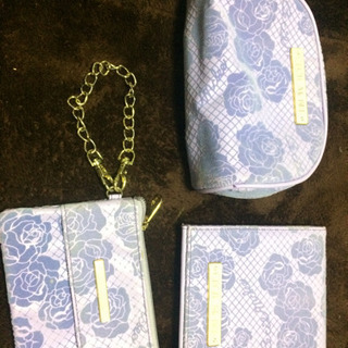 CECIL  Mc BEE限定カラー