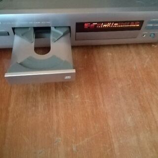  YAMACDプレーヤー ヤマハ　CDX-1200￥98,000 本体のみキズあり現状品の画像