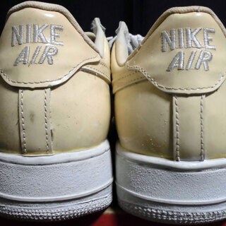 新品未使用 レア◆ナイキ エア フォース1 ロー エナメル パテント/NIKE AIR FORCE 1 LO /US 8.5/26.5/ホワイト(クリーム)デッドストック の画像