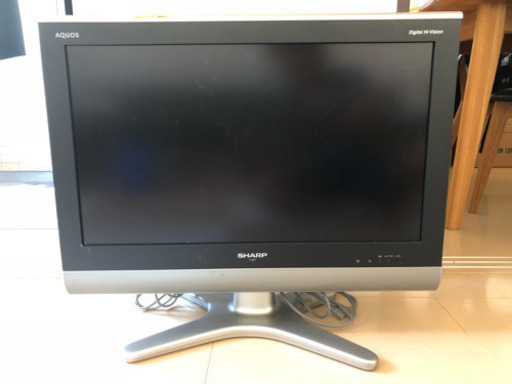 SHARP シャープ AQUOS 液晶カラーテレビ 26インチ