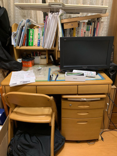 大幅値下げ！購入価格5万円以上！多機能勉強机！