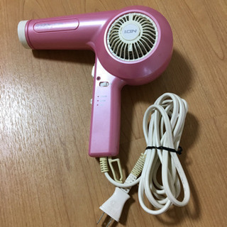 【終了】ヘアドライヤー差し上げます