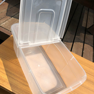 【中古】タッパー型 米びつの画像