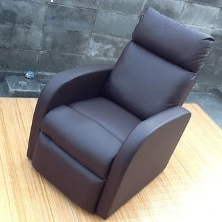 おすすめ品②】少し訳あり 28799 WORLD LASH コンパクト