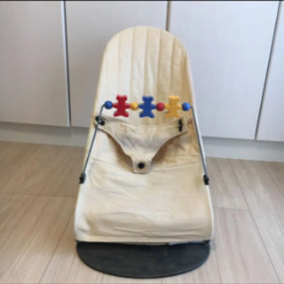 ベビービョルンバウンサー おもちゃつきの画像