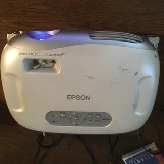 エプソンホーム用プロジェクターあげます。の画像