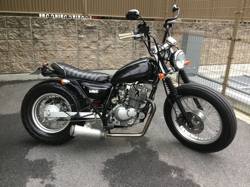 【引き取り先が決まりました】２００ＣＣ　カスタム多数　自賠４年８月まで　全込価格　大型バイクと交換可