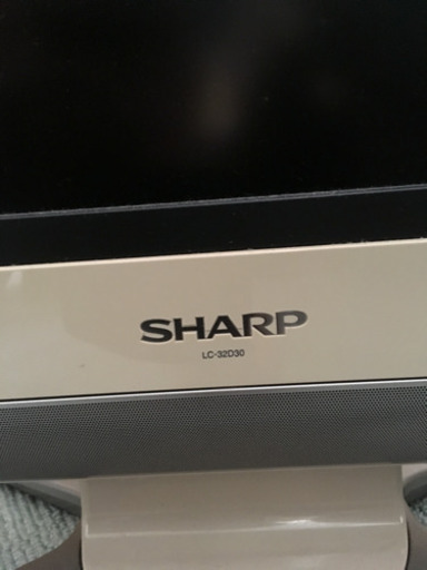 シャープAQUOS  32型液晶テレビ