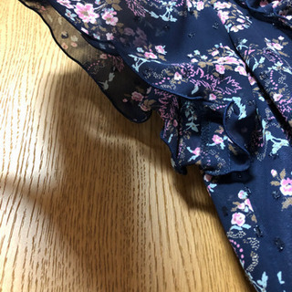 夏にピッタリ花柄ワンピ！引取りの場合は値引き可！郵送希望でも相談可。の画像