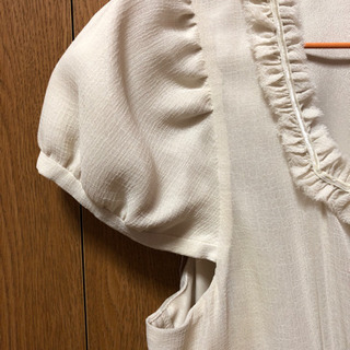 新品同様any sisのワンピ。引取りの場合は値引き可。郵送希望でも相談可。の画像