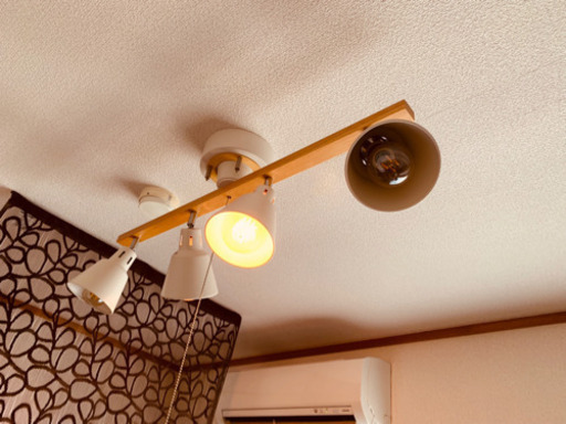 シーリングライト4灯  LEDフィラメント電球付き