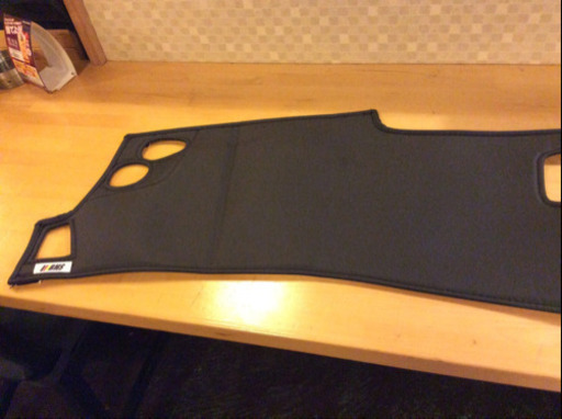 bms(ビーエムエス)レザーダッシュマット ブラック／トヨタ クラウンマジェスタ 180系 H16/07-H21/03