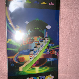 おそ松さんチケットケースの画像