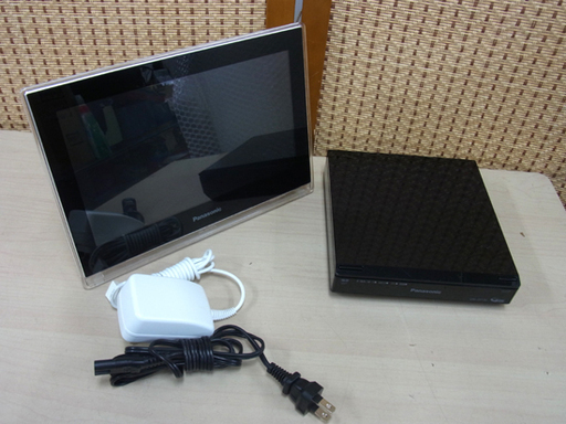 南12条店 パナソニック プライベートビエラ ポータブルテレビ UN-JD10T3/UN-JS130 HDDレコーダー付