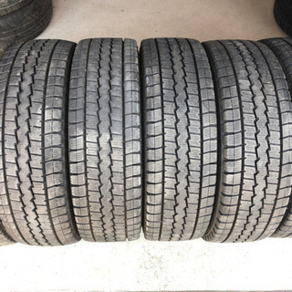 良品205/70R16LT6本セット