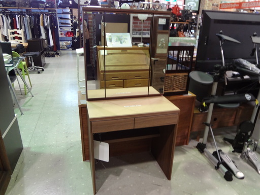 モノ市場 東海店　karimoku　カリモク　ドレッサー　未使用品